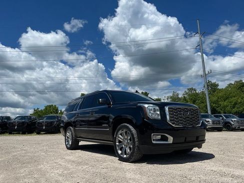 Used 2018 GMC Yukon XL Denali AWD/4WD image 7