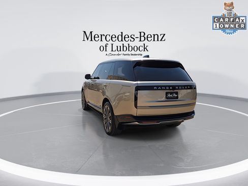 Used 2025 Land Rover Range Rover Long Wheelbase SE AWD/4WD image 7