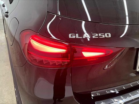 New 2026 Mercedes-Benz GLA 250 image 14