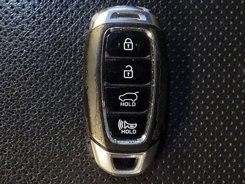 Used 2019 Hyundai Santa Fe Limited FWD image 32