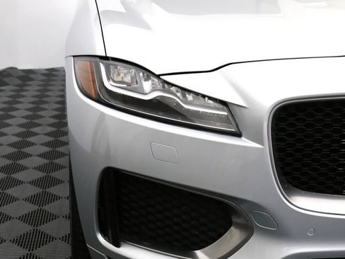 Used 2020 Jaguar F-PACE S AWD/4WD image 10