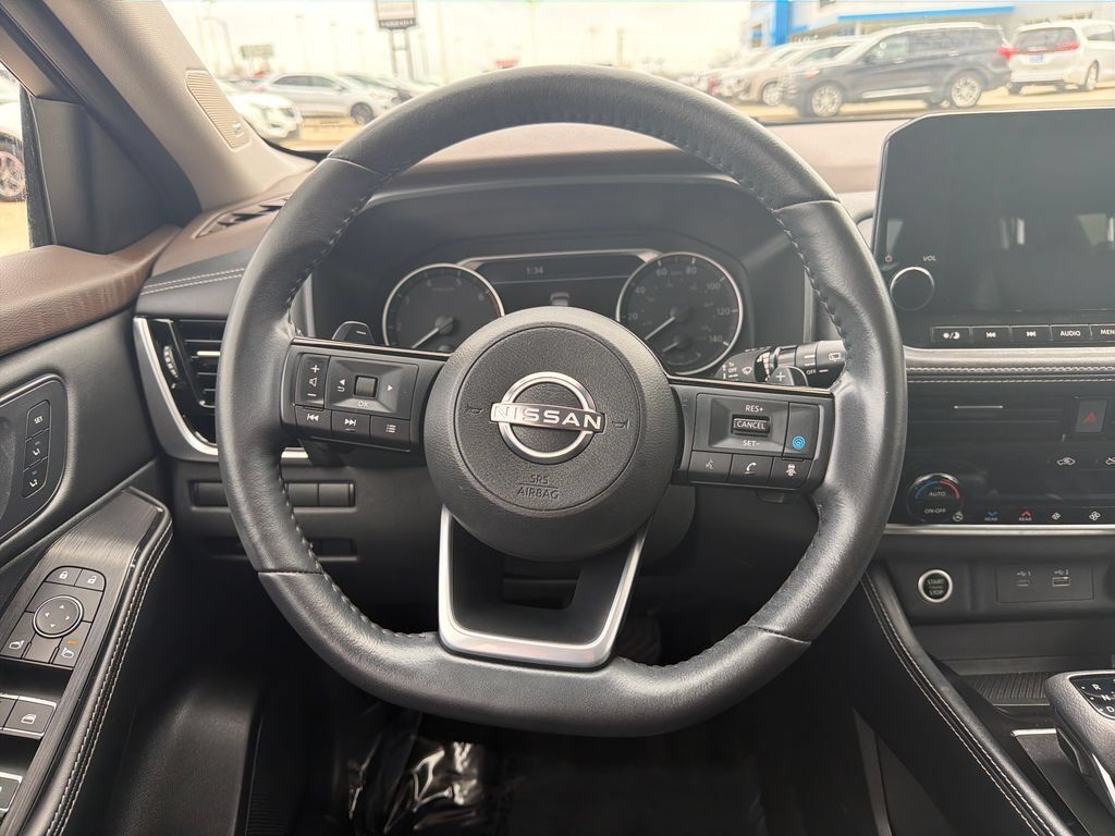 Used 2023 Nissan Rogue SL w/ SL Premium Package AWD/4WD image 16