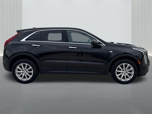 Certified 2023 Cadillac XT4 Luxury image 5