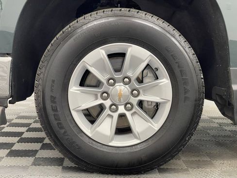 Used 2025 Chevrolet Silverado 1500 LT AWD/4WD image 14