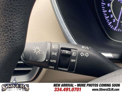 Used 2020 Hyundai Santa Fe SEL FWD image 32