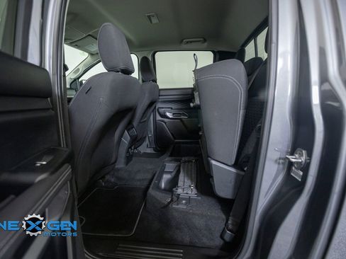 Used 2025 Ford Ranger XLT w/ Trailer Tow Package AWD/4WD image 27