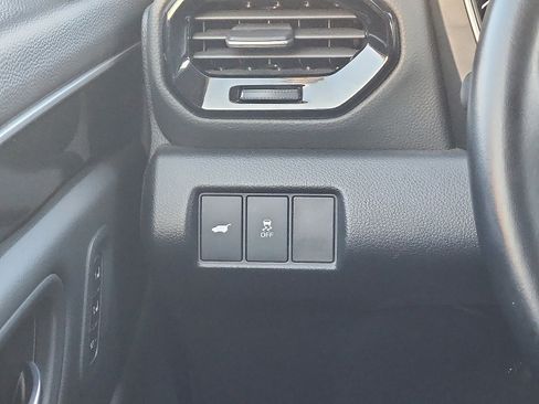 Used 2023 Honda Pilot Touring image 13