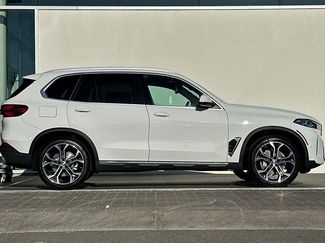 New 2026 BMW X5 sDrive40i w/ Climate Comfort Package video 2