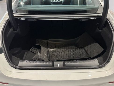 Used 2023 Mercedes-Benz CLA 250 4MATIC image 32