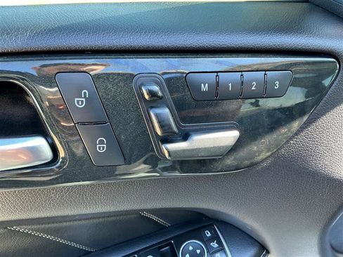 Used 2016 Mercedes-Benz GL 450 4MATIC image 27