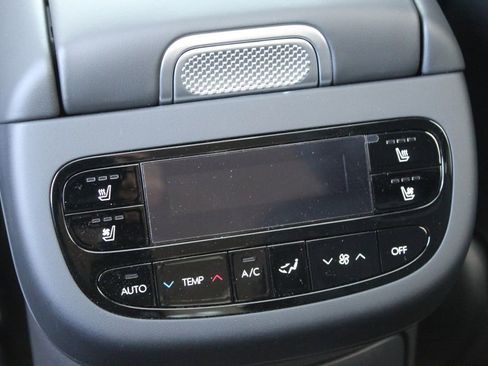 New 2026 Hyundai Ioniq 9 Limited image 22