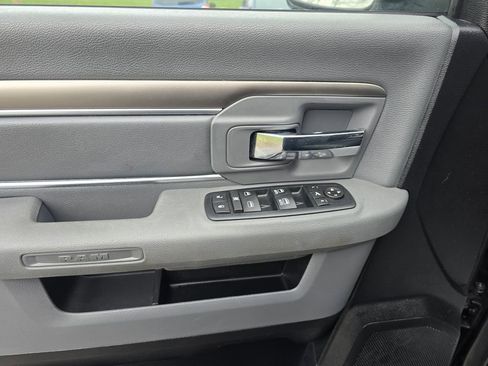 Used 2016 RAM 1500 Big Horn AWD/4WD image 11