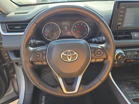 Used 2019 Toyota RAV4 XLE image 32