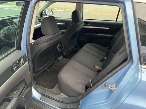 Used 2012 Subaru Outback 2.5i w/ Alloy Wheel Pkg image 10