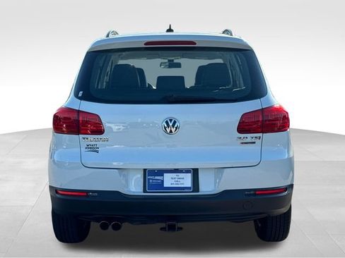 Used 2017 Volkswagen Tiguan S AWD/4WD image 4