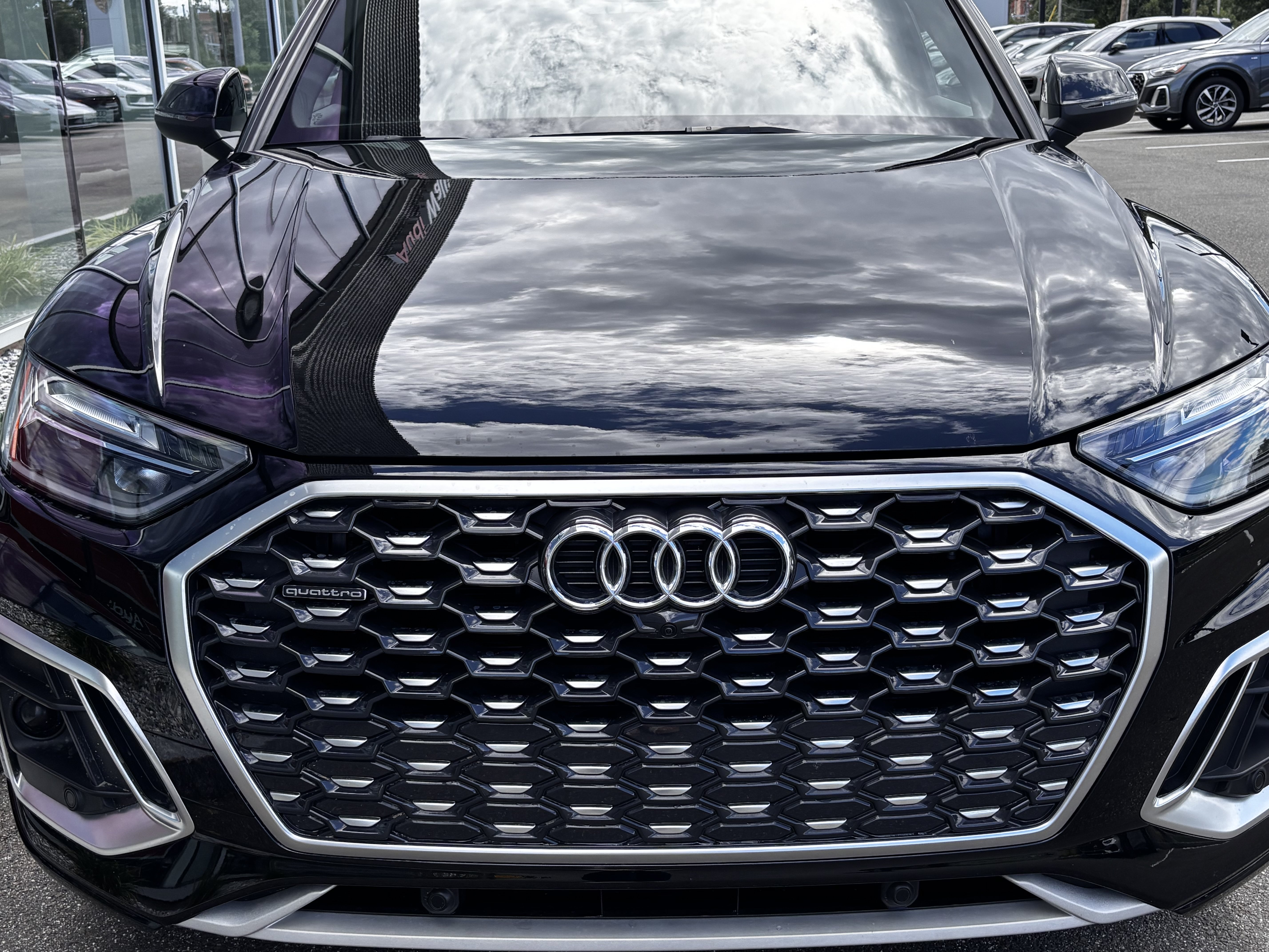 Certified 2025 Audi Q5 2.0T Premium Plus w/ Premium Plus Package AWD/4WD image 4