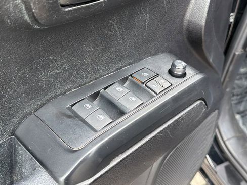 Certified 2023 Toyota Tacoma SR AWD/4WD image 15