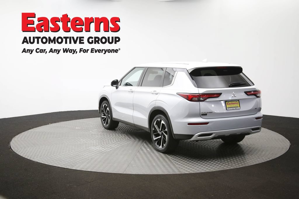 Used 2024 Mitsubishi Outlander SE AWD/4WD image 65