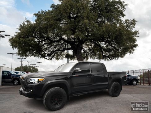 Used 2021 Toyota Tacoma TRD Pro image 1