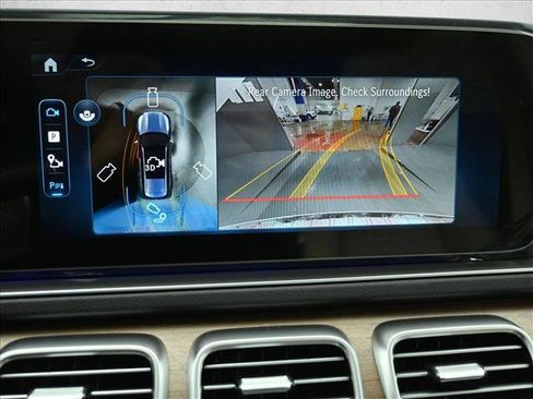 New 2026 Mercedes-Benz GLS 450 4MATIC image 16