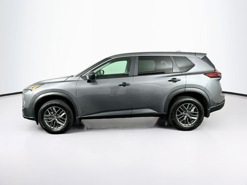 Used 2025 Nissan Rogue S FWD image 4