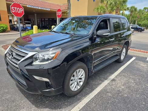 Used 2018 Lexus GX 460 Premium w/ Premium Package AWD/4WD image 2