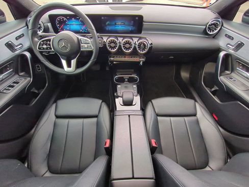 Used 2022 Mercedes-Benz A 220 4MATIC image 15