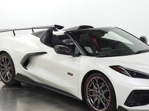 Used 2023 Chevrolet Corvette Stingray Premium Conv RWD image 13