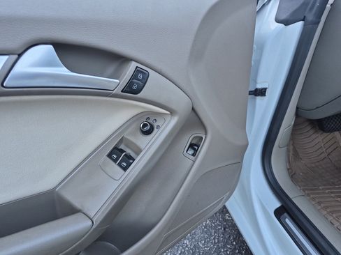 Used 2012 Audi A5 2.0T Premium image 10