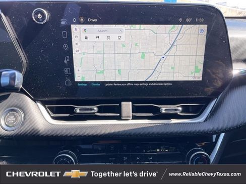 Certified 2025 Chevrolet Equinox LT image 9