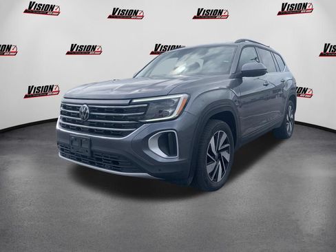 Used 2025 Volkswagen Atlas SE AWD/4WD image 1