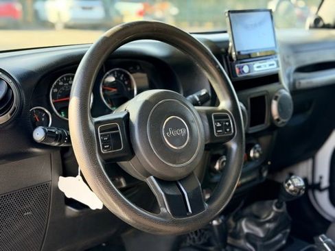 Used 2014 Jeep Wrangler Sport image 7