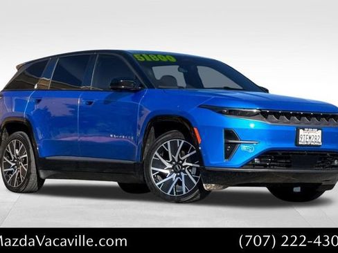 Used 2025 Jeep Wagoneer S Limited image 1