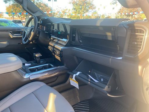 New 2026 Chevrolet Silverado 1500 LTZ w/ LTZ Premium Package image 23