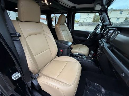 Used 2019 Jeep Wrangler Unlimited Rubicon w/ Dual Top Group image 31