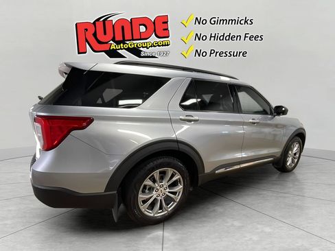 Used 2021 Ford Explorer XLT AWD/4WD image 6