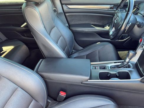 Used 2020 Honda Accord Sport image 10