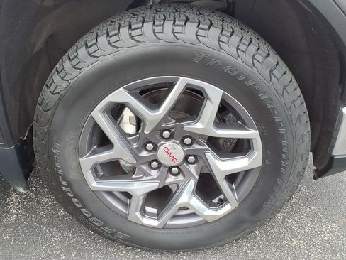 Used 2022 GMC Sierra 1500 SLT AWD/4WD image 22