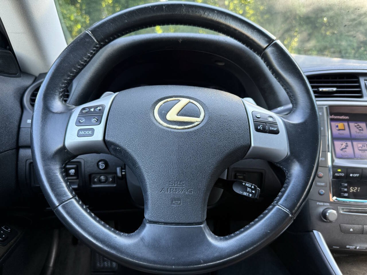 Used 2013 Lexus IS 250C w/ Luxury Pkg RWD image 27