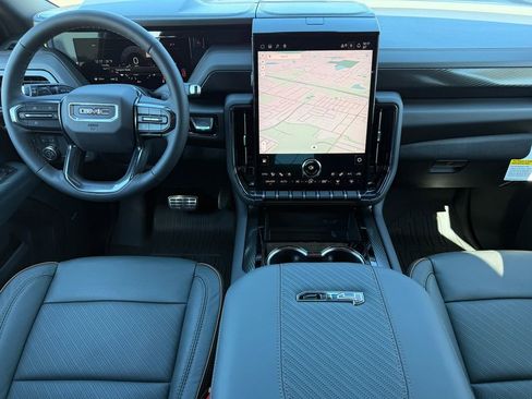 New 2026 GMC Yukon AT4 image 3