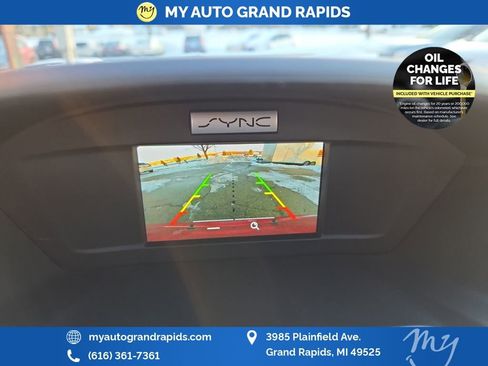 Used 2017 Ford Escape SE w/ SE Sport Appearance Package image 35