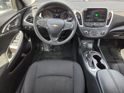 Used 2024 Chevrolet Malibu LT FWD image 8