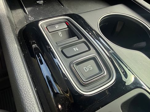 Certified 2025 Honda Pilot EX-L image 31