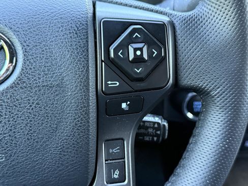 Used 2023 Toyota Tacoma TRD Off-Road w/ Black Out Package (TMS) AWD/4WD image 38