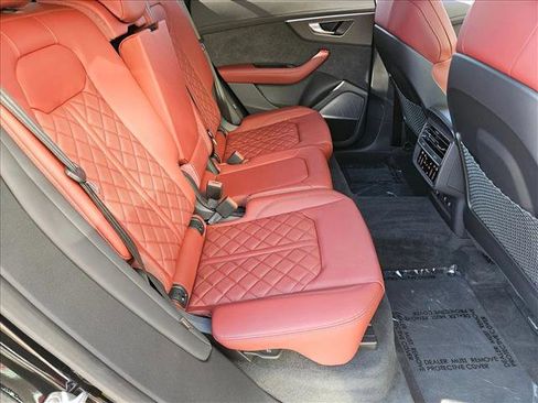 Used 2025 Audi SQ8 Prestige w/ Prestige Package image 19