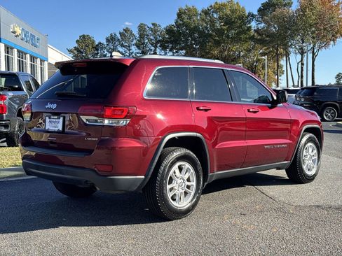 Used 2020 Jeep Grand Cherokee Laredo image 10