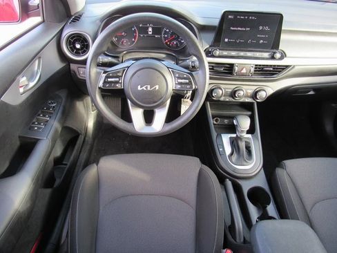 Used 2024 Kia Forte LXS image 10