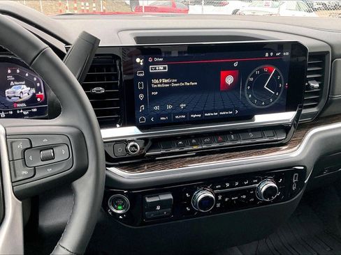 Used 2025 GMC Sierra 1500 Elevation w/ X31 Off-Road Package image 6