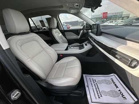 Used 2025 Lincoln Aviator Reserve AWD/4WD image 26