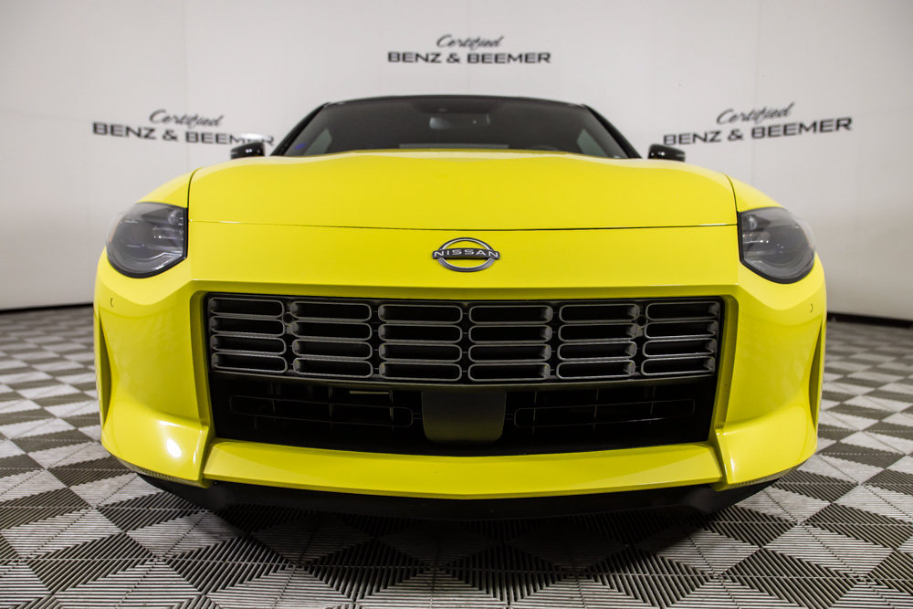 Used 2024 Nissan Z Performance w/ Floor Mat Package RWD image 5